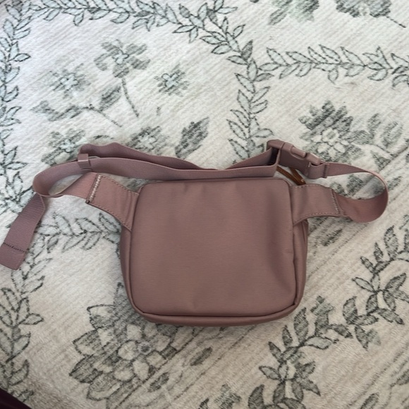 Herschel Dusty Rose Waist Pack - Picture 3 of 4